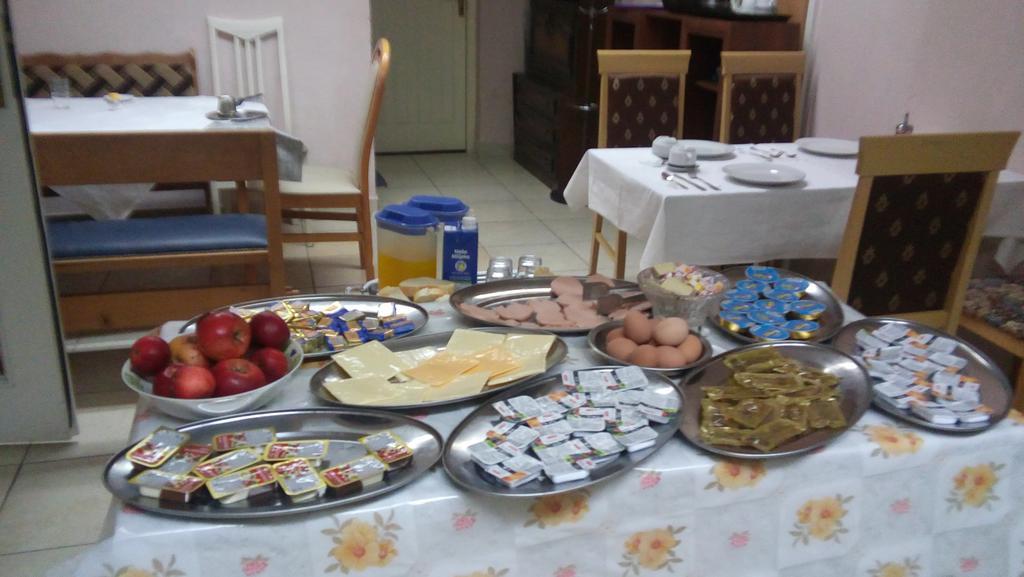 Hostel Gonzo Сараєво Екстер'єр фото