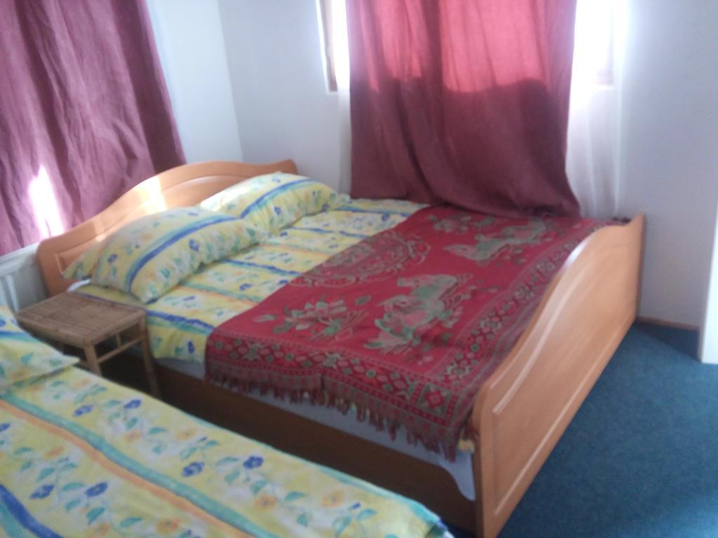 Hostel Gonzo Сараєво Екстер'єр фото