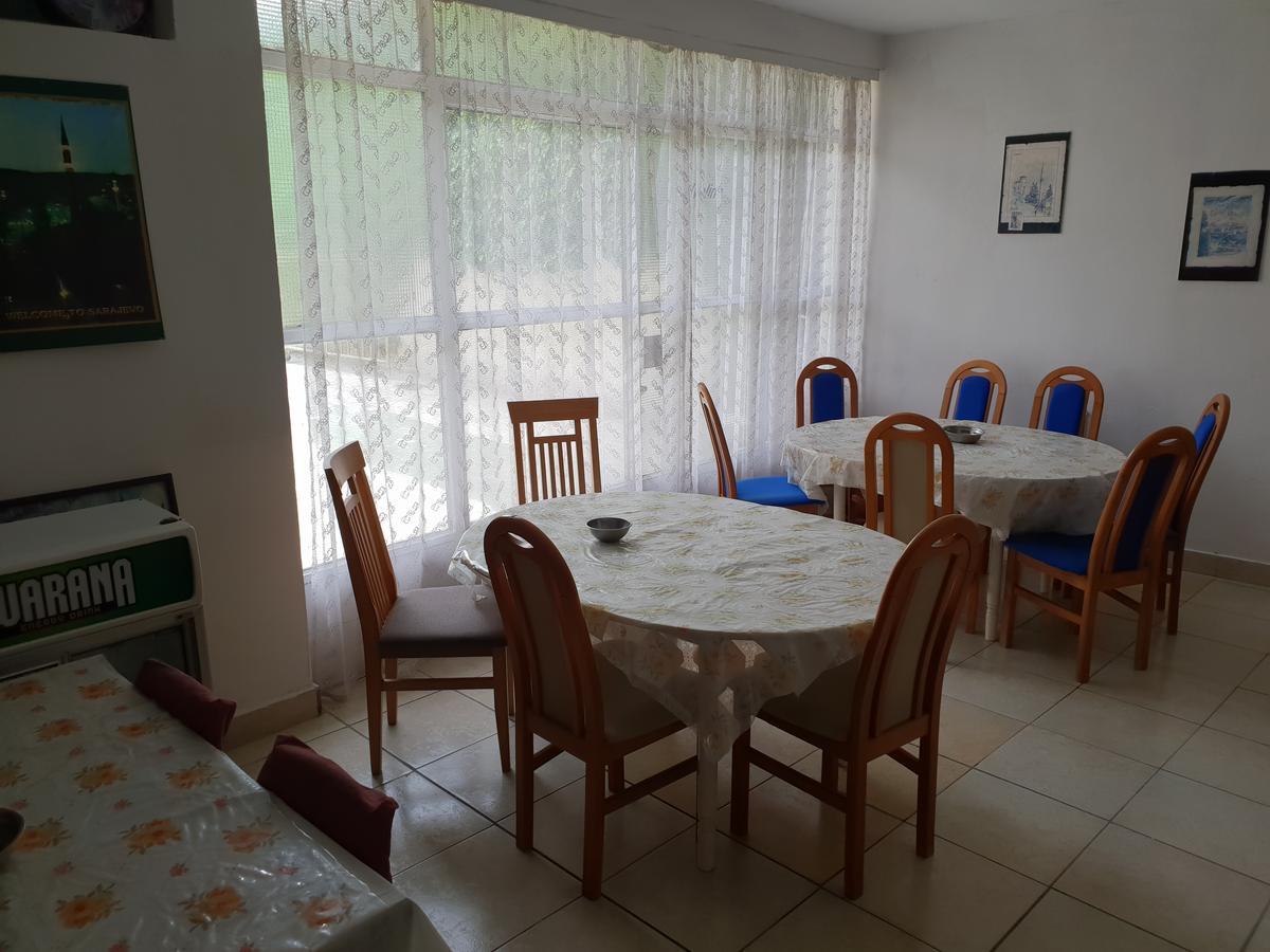 Hostel Gonzo Сараєво Екстер'єр фото