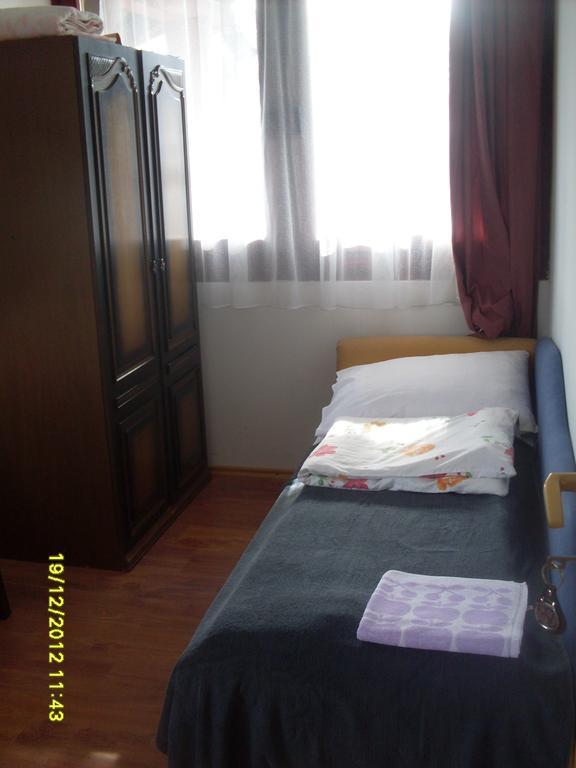 Hostel Gonzo Сараєво Екстер'єр фото