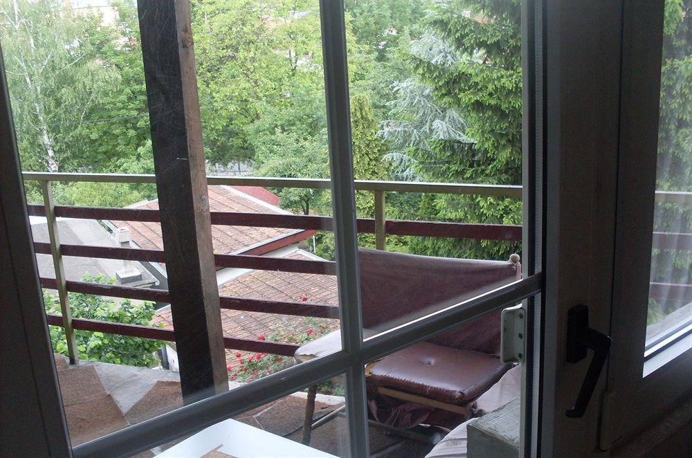 Hostel Gonzo Сараєво Екстер'єр фото